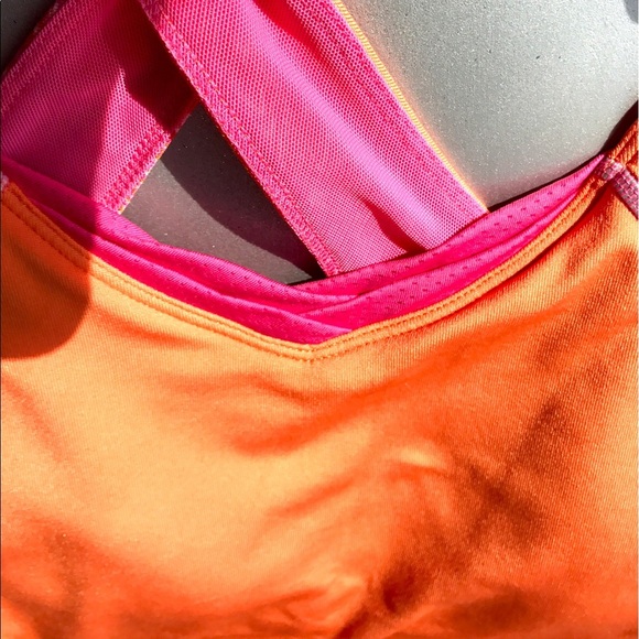 Lucy Athletic Bra Top💕Gorgeous🎀 - Picture 6 of 12